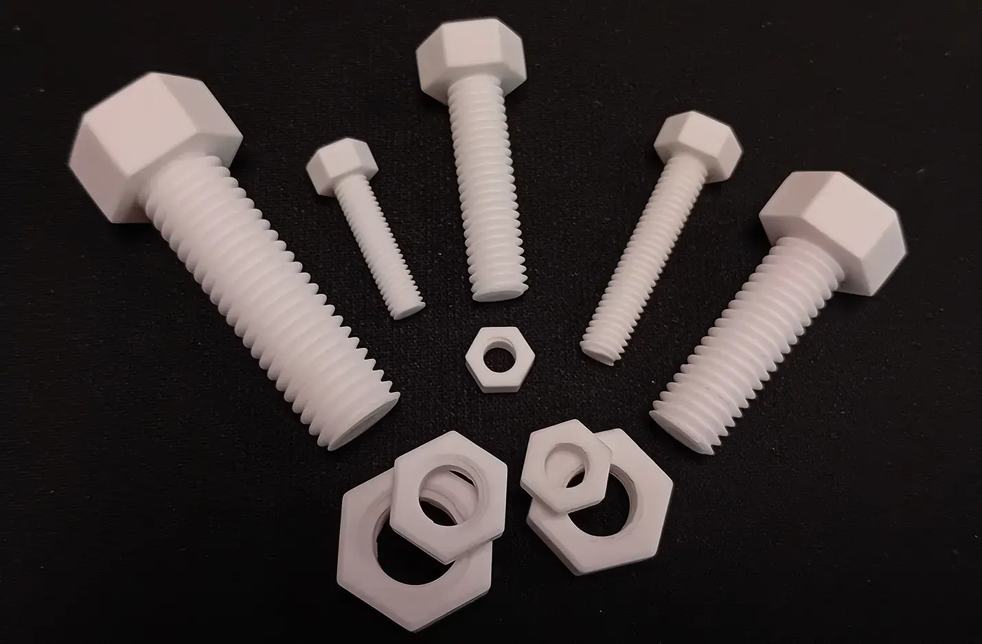 Ceramic screws and nuts
