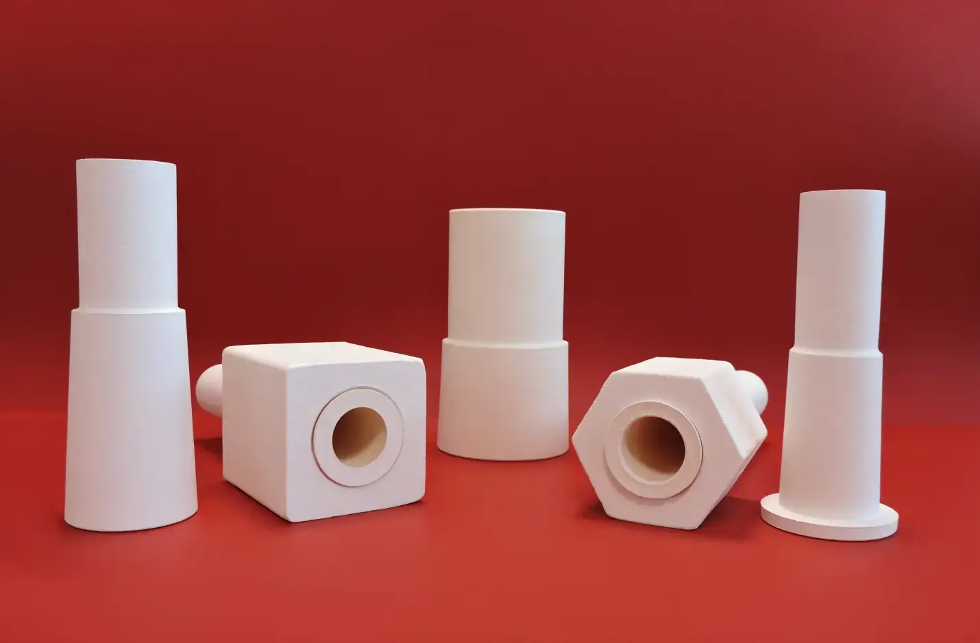 Pezzi di ceramica refrattaria